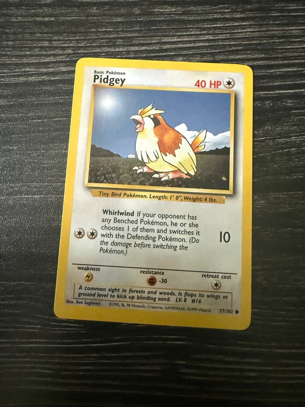 Vintage 1999 Pokémon Base Set Unlimited Pidgey 57/102 TCG Card WOTC
